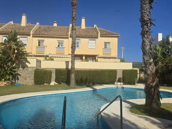 4-bedroom Town House In Mijas, Spain (262 M²)