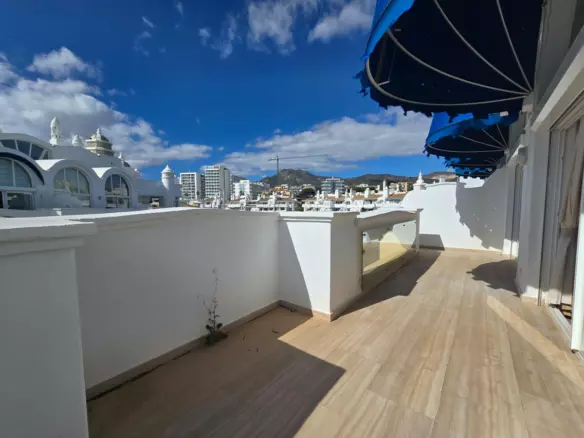 2-bedroom Apartment In Benalmádena, Spain (107 M²)