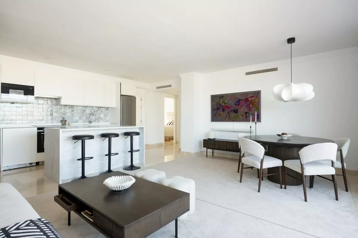 3-bedroom Apartment In Estepona, Spain (141 M²)