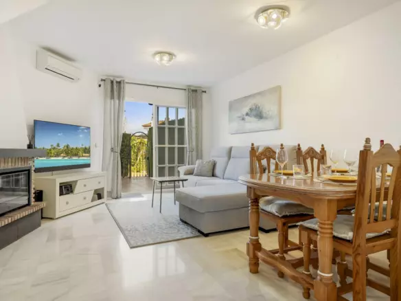 2-bedroom Town House In Estepona, Spain (107 M²)