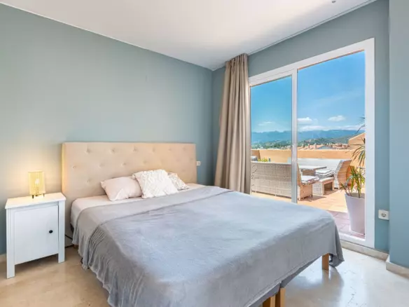 2-bedroom Apartment In Marbella, Spain (158 M²)