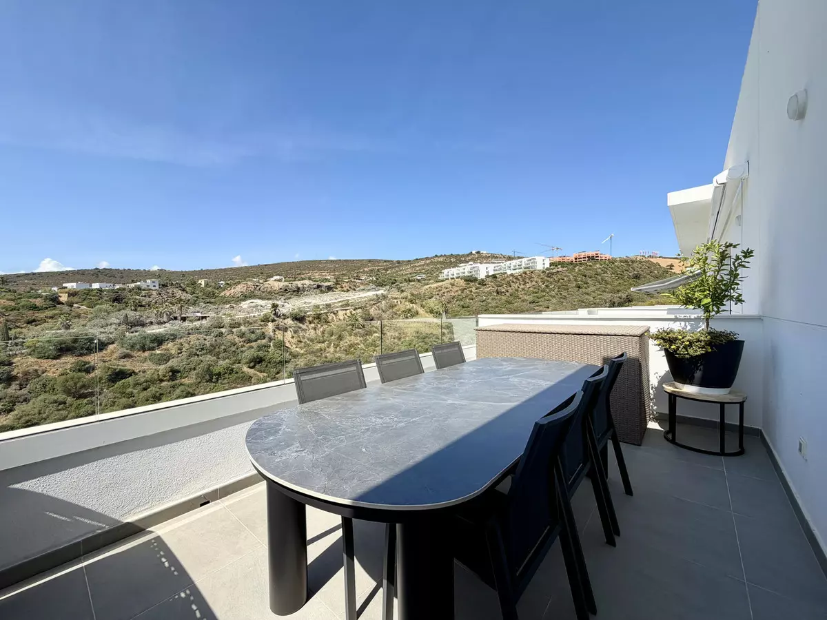 3-bedroom Apartment In Manilva, Spain (121 M²)