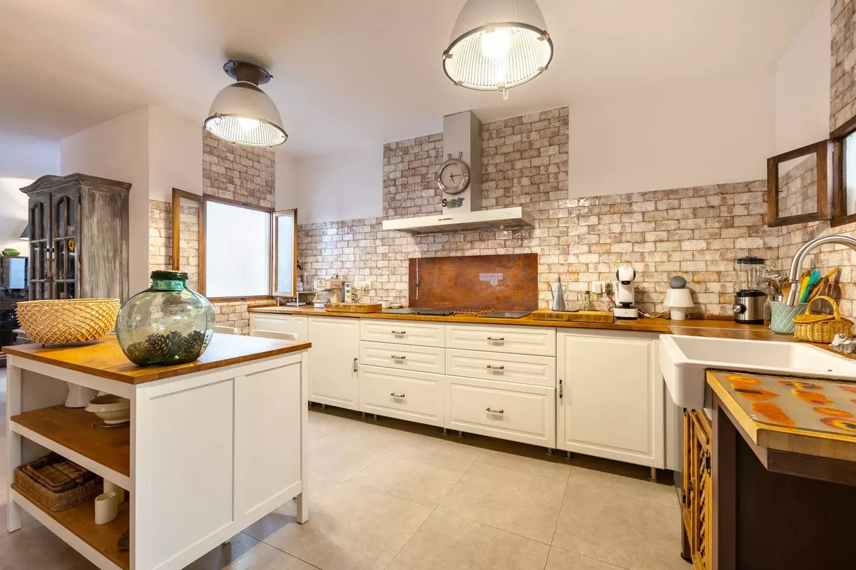 3-bedroom Town House In Alhaurín El Grande, Spain (223 M²)