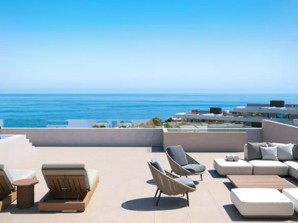 2-bedroom Apartment In Manilva, Spain (123 M²)