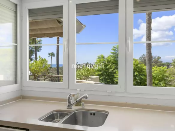 2-bedroom Apartment In Marbella, Spain (135 M²)