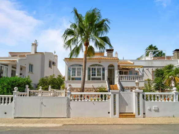 3-bedroom Villa In Orihuela, Spain (120 M²)