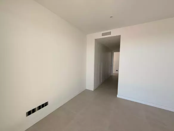 3-bedroom Apartment In Estepona, Spain (175 M²)