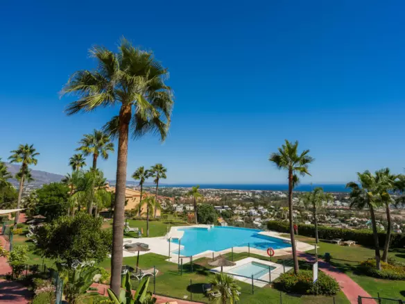 3-bedroom Apartment In Estepona, Spain (128 M²)