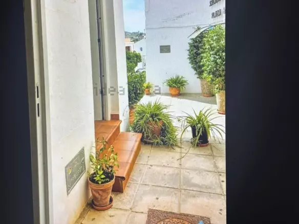 7-bedroom Villa In Cómpeta, Spain (157 M²)