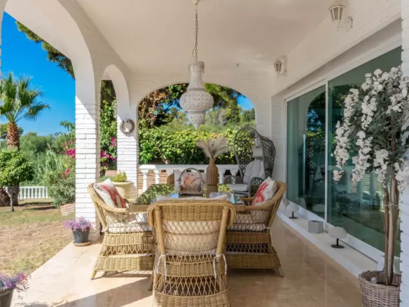 4-bedroom Villa In Benalmádena, Spain (226 M²)