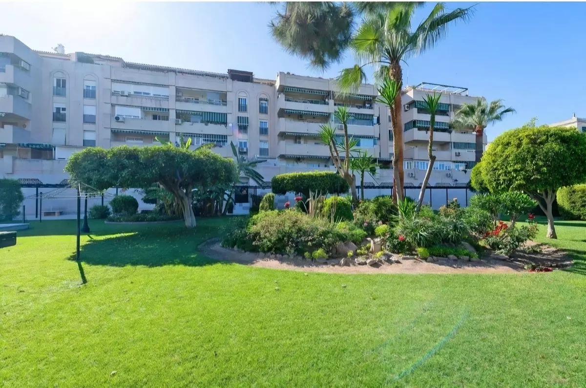 4-bedroom Apartment In Málaga, Spain (139 M²)