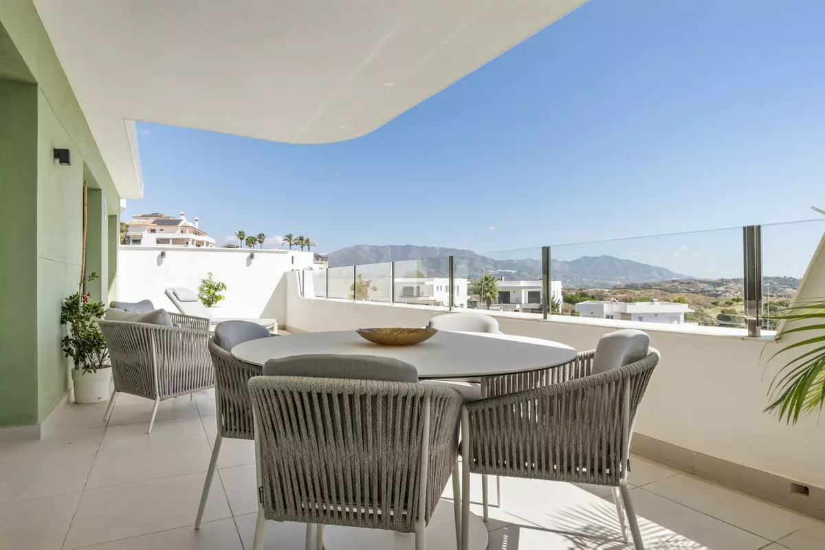 2-bedroom Apartment In Mijas, Spain (116 M²)