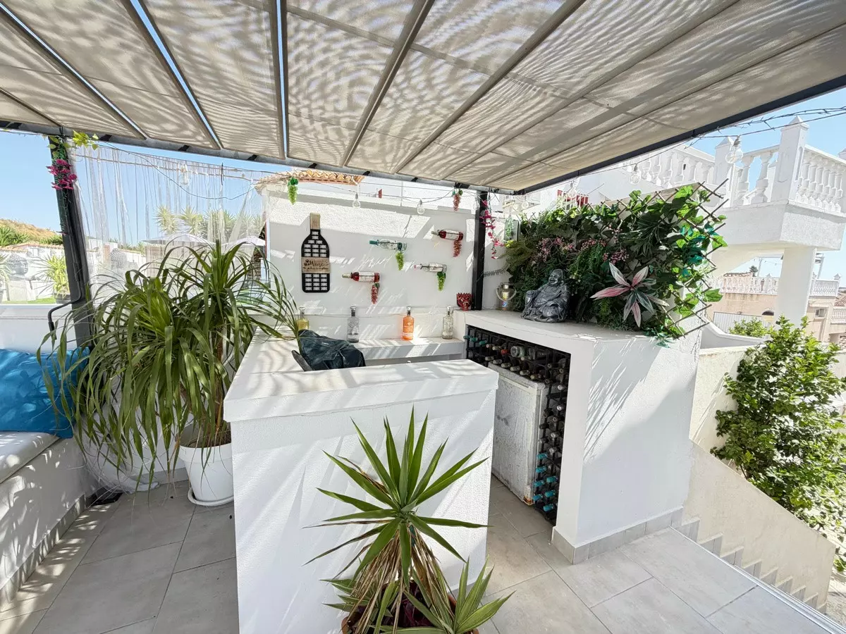 3-bedroom Villa In San Miguel De Salinas, Spain (160 M²)