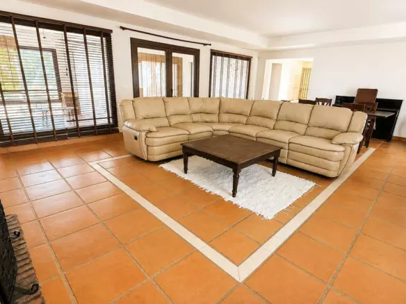 4-bedroom Country House In Mijas, Spain (745 M²)