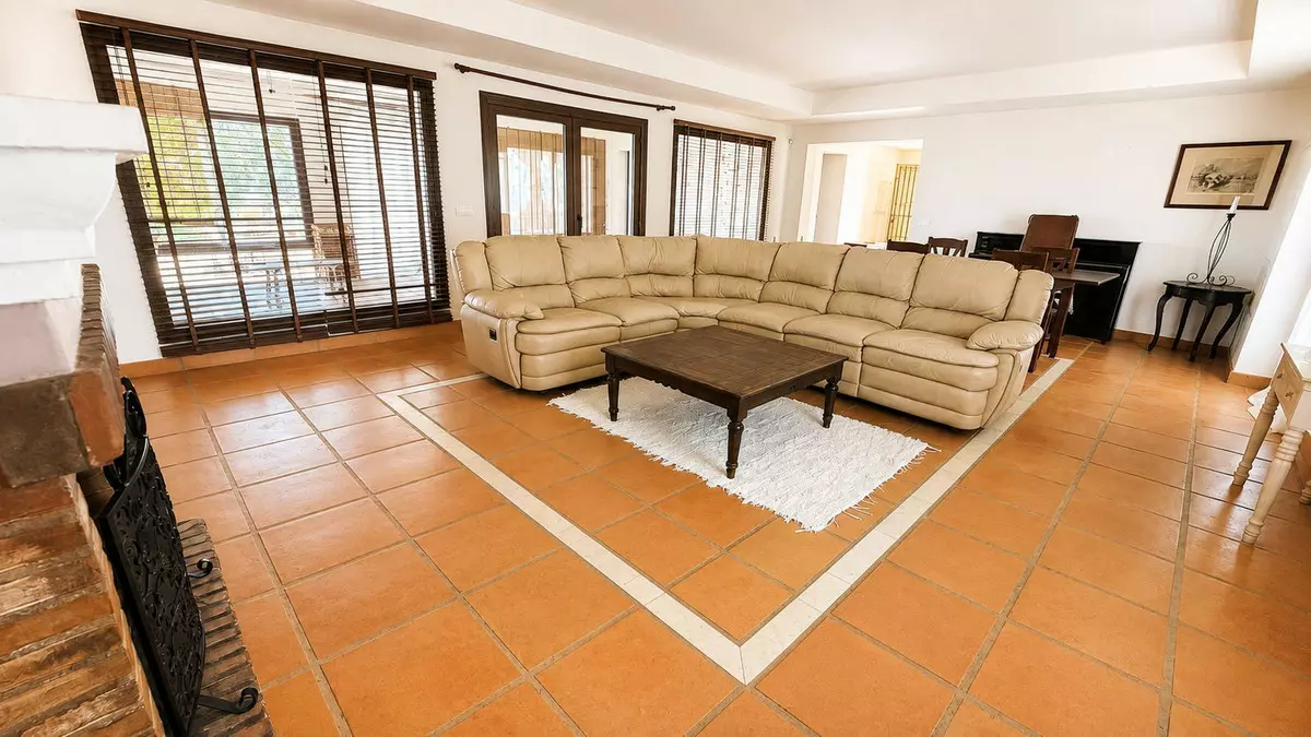4-bedroom Country House In Mijas, Spain (745 M²)