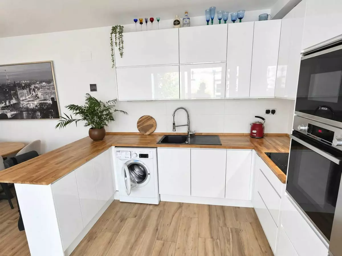 2-bedroom Apartment In Fuengirola, Spain (92 M²)