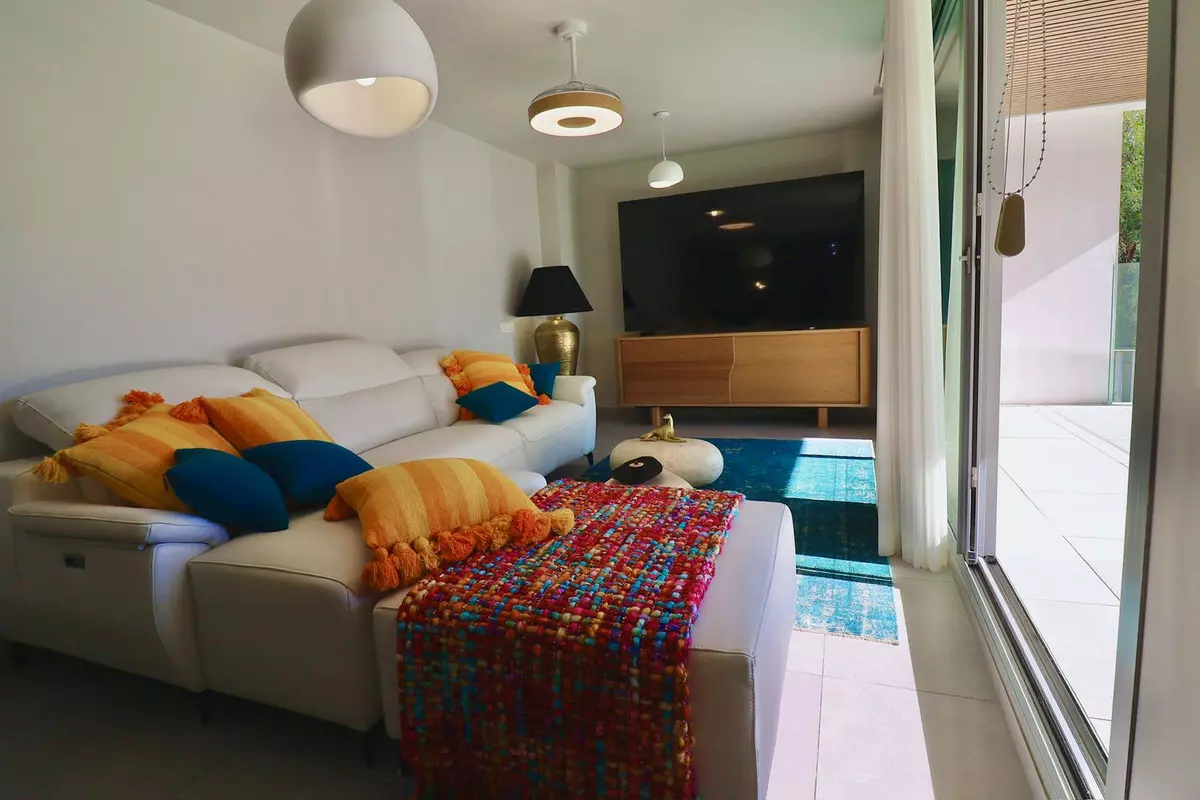 3-bedroom Apartment In Marbella, Spain (149 M²)