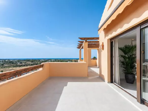 2-bedroom Apartment In Estepona, Spain (88 M²)