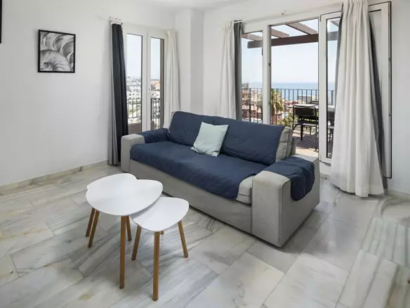 2-bedroom Apartment In Benalmádena, Spain (86 M²)
