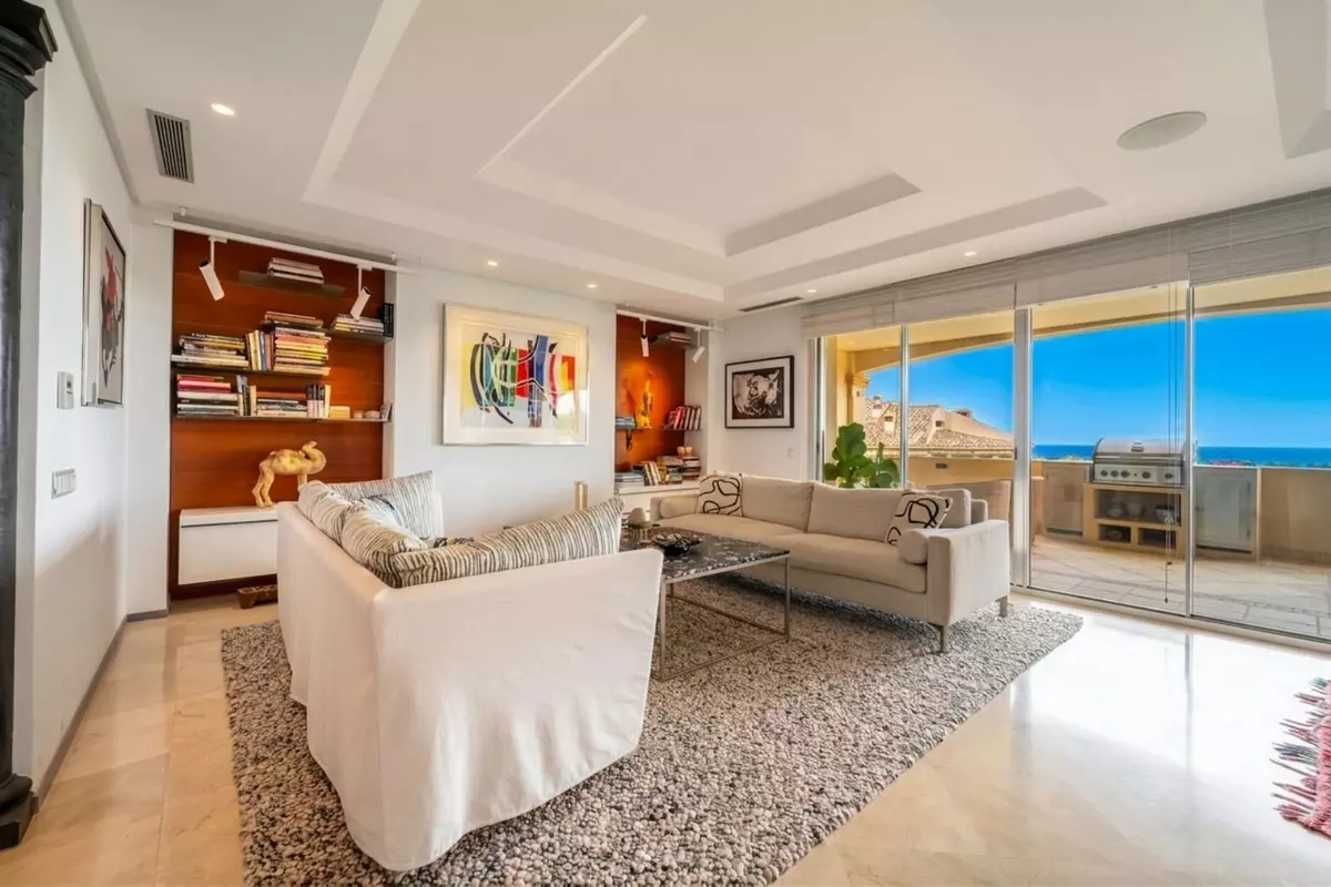 5-bedroom Apartment In Marbella, Spain (361 M²)