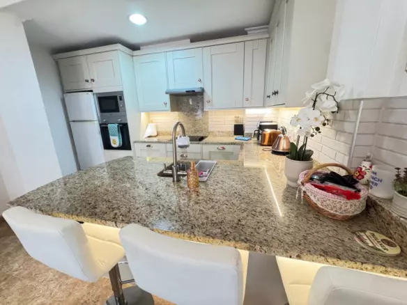 2-bedroom Apartment In Orihuela, Spain (65 M²)