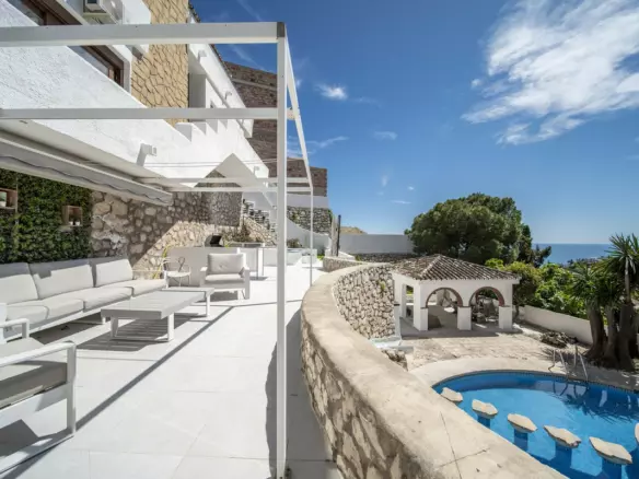 5-bedroom Villa In Benalmádena, Spain (364 M²)