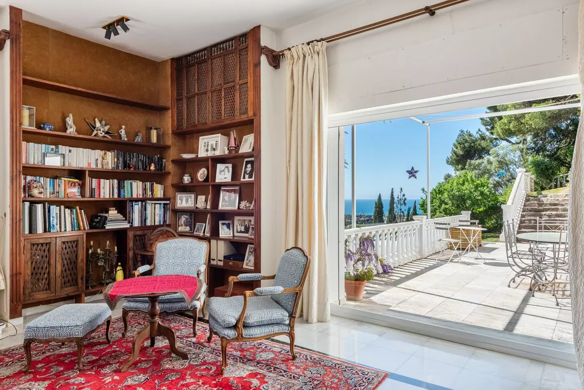 5-bedroom Villa In Marbella, Spain (474 M²)