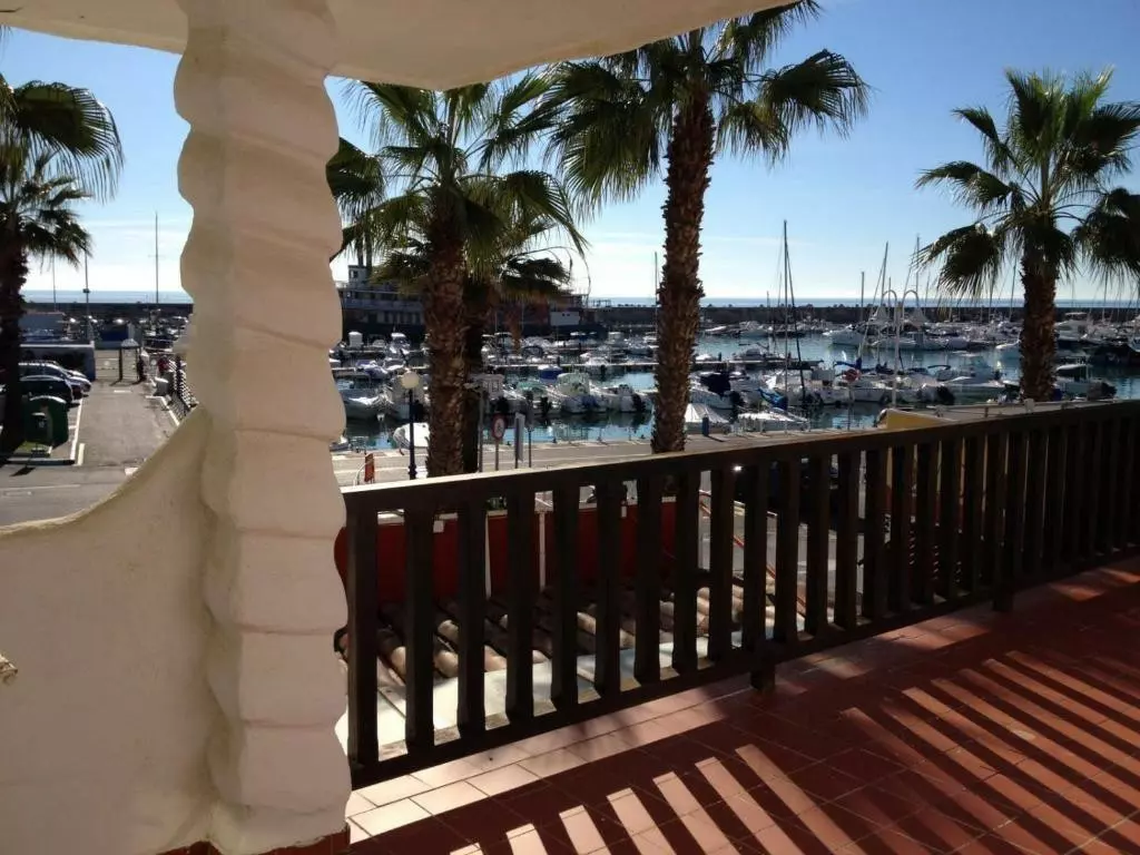 3-bedroom Apartment In Benalmádena, Spain (185 M²)