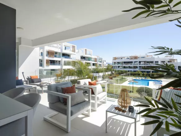 2-bedroom Apartment In Estepona, Spain (92 M²)