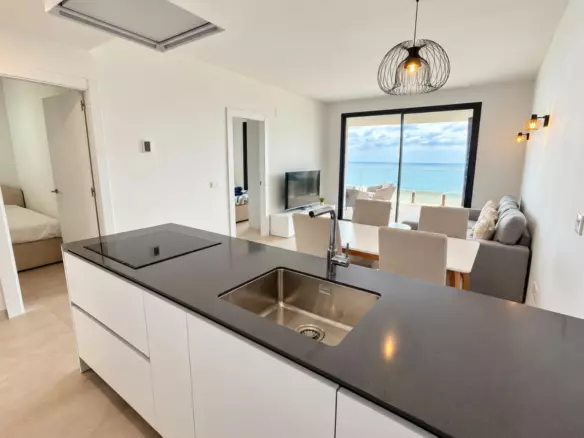 2-bedroom Apartment In Fuengirola, Spain (97 M²)