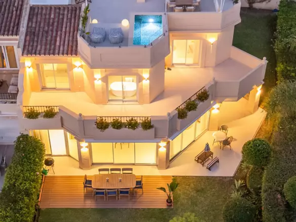 4-bedroom Town House In Benahavis, Spain (350 M²)