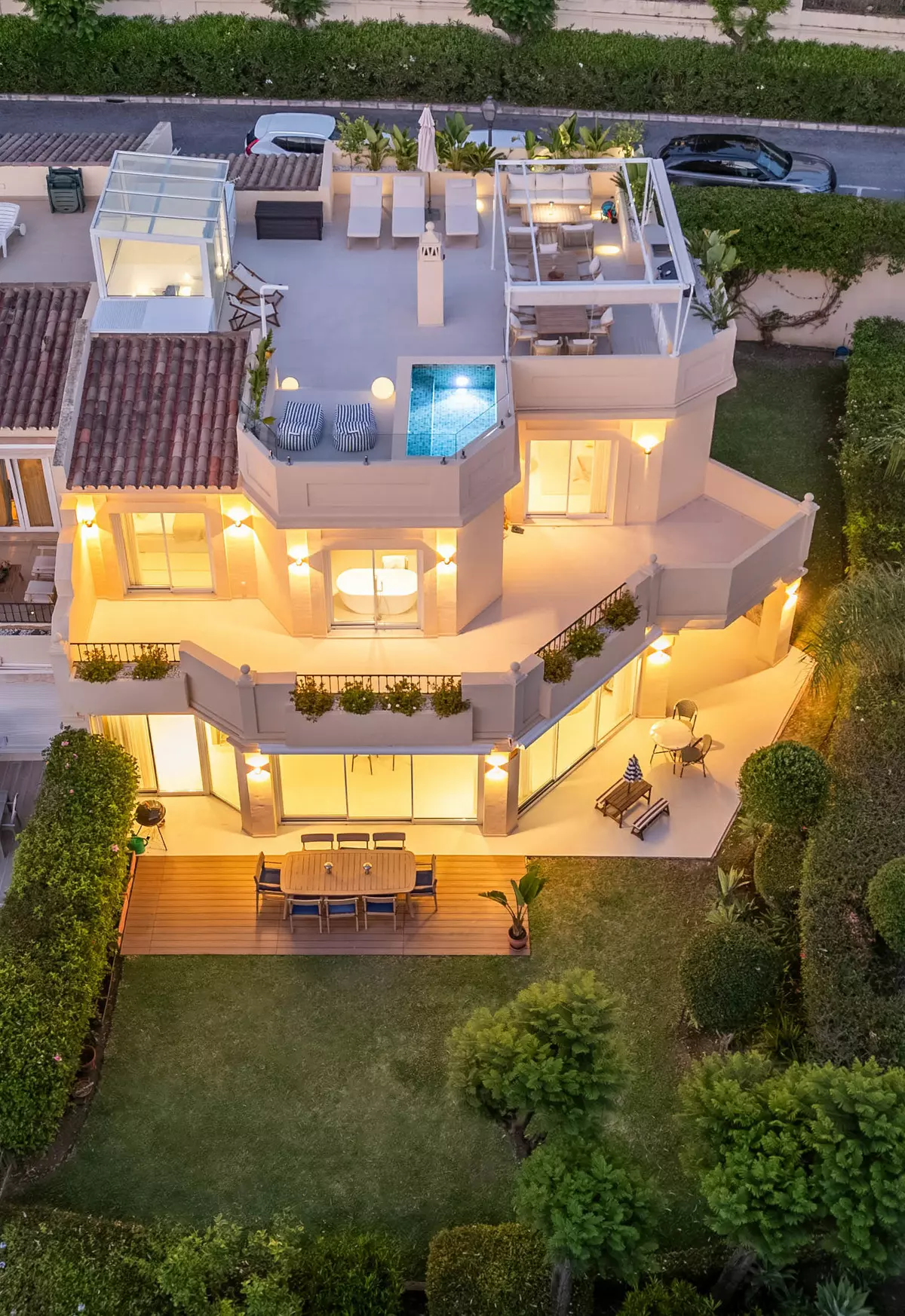 4-bedroom Town House In Benahavis, Spain (350 M²)