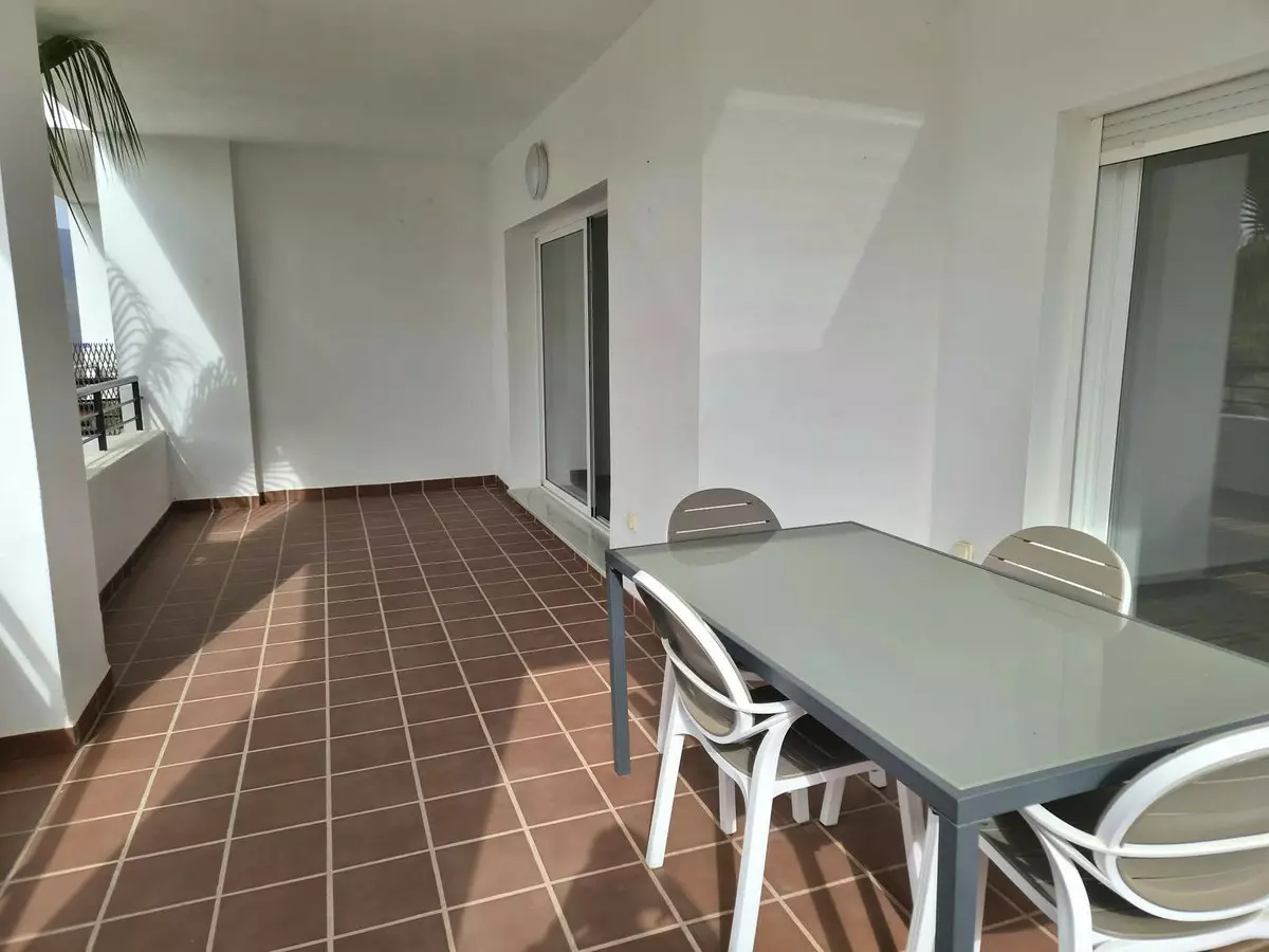 3-bedroom Apartment In Alhaurín El Grande, Spain (107 M²)