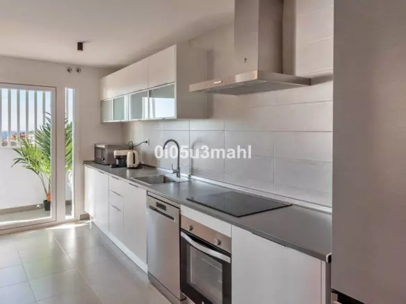 3-bedroom Apartment In Rincón De La Victoria, Spain (128 M²)