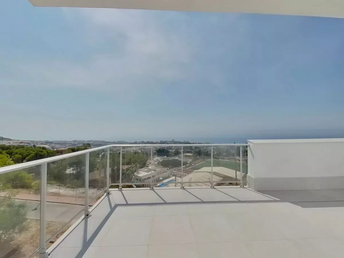 2-bedroom Apartment In Benalmádena, Spain (116 M²)