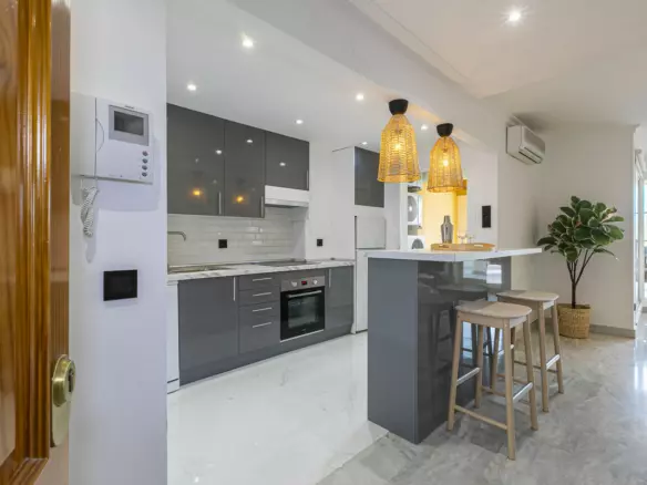2-bedroom Apartment In Marbella, Spain (100 M²)