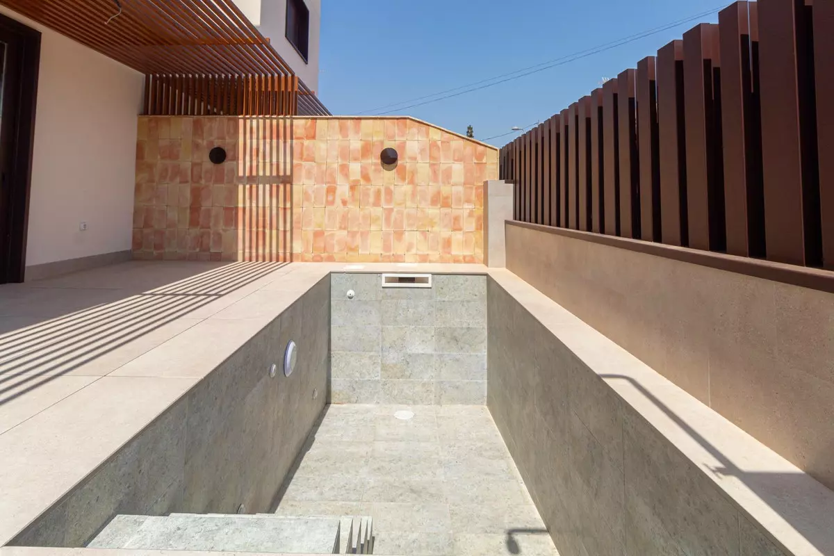 3-bedroom Villa In San Pedro Del Pinatar, Spain (162 M²)