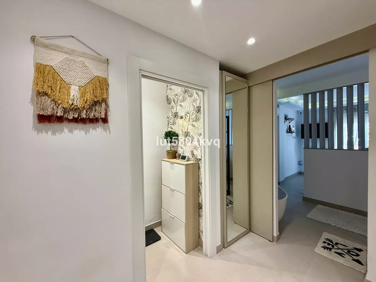 3-bedroom Apartment In Benahavis, Spain (150 M²)