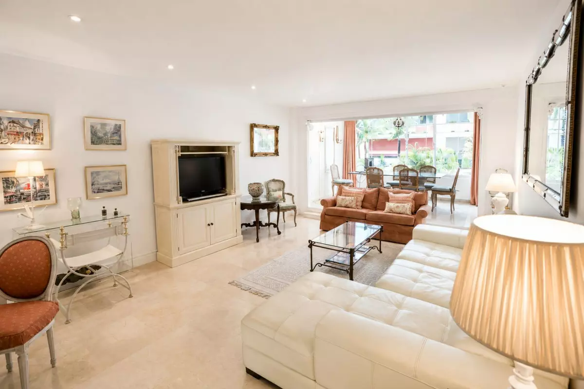 2-bedroom Apartment In Marbella, Spain (105 M²)
