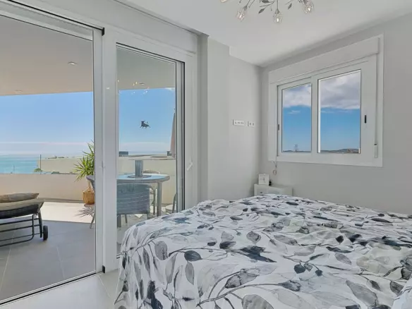 2-bedroom Apartment In Fuengirola, Spain (83 M²)