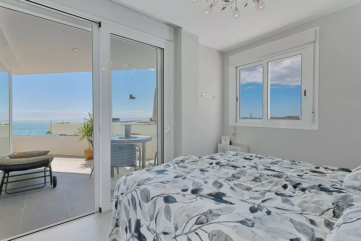 2-bedroom Apartment In Fuengirola, Spain (83 M²)