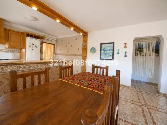 3-bedroom Town House In Málaga, Spain (140 M²)