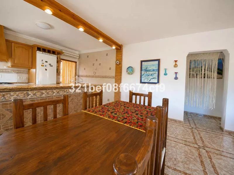 3-bedroom Town House In Málaga, Spain (140 M²)