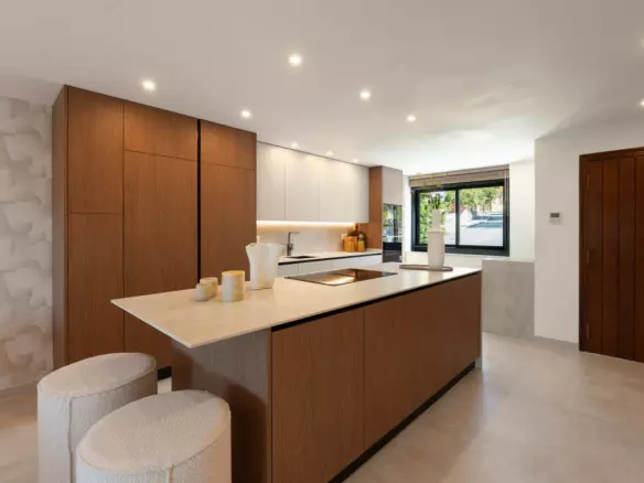 3-bedroom Town House In Marbella, Spain (240 M²)