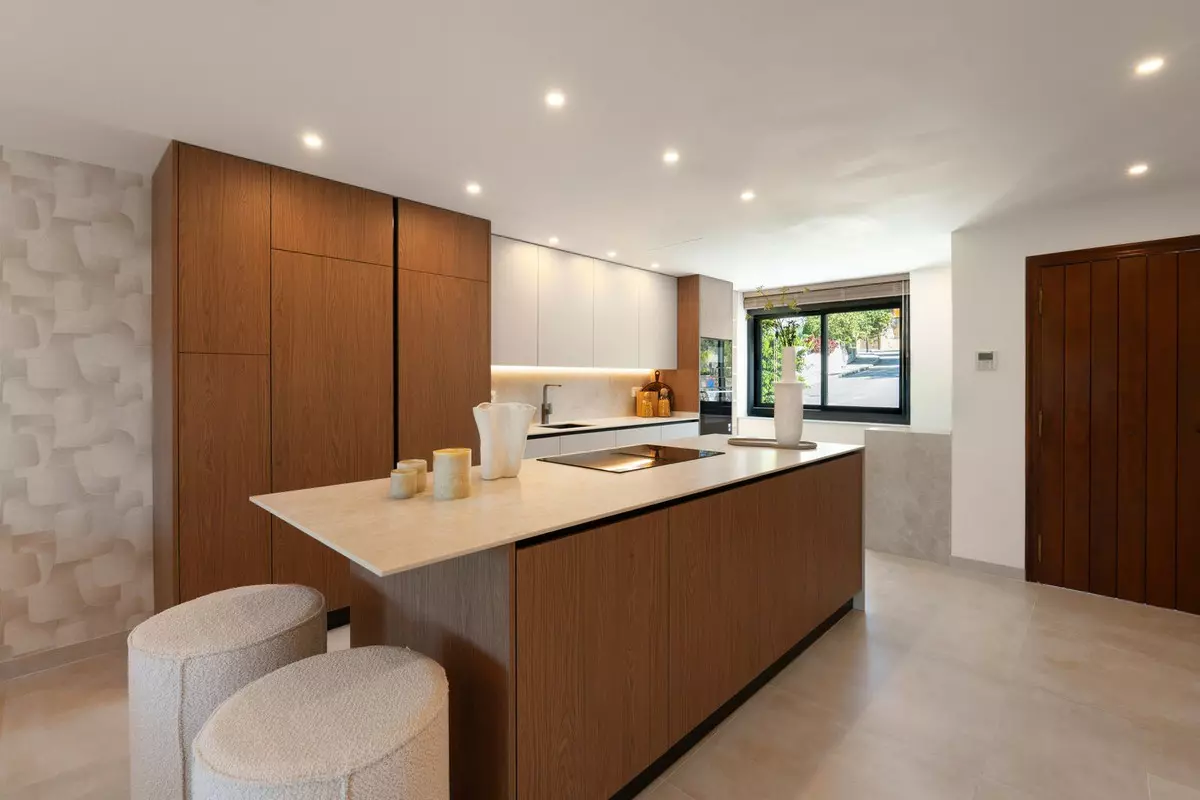 3-bedroom Town House In Marbella, Spain (240 M²)