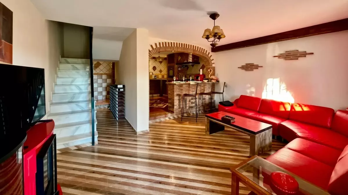 2-bedroom Apartment In Estepona, Spain (70 M²)
