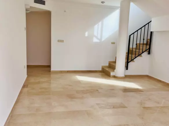 2-bedroom Apartment In Marbella, Spain (121 M²)