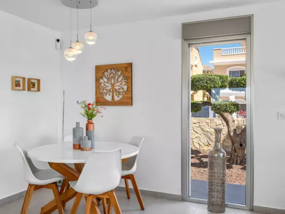 3-bedroom Villa In San Fulgencio, Spain (126 M²)