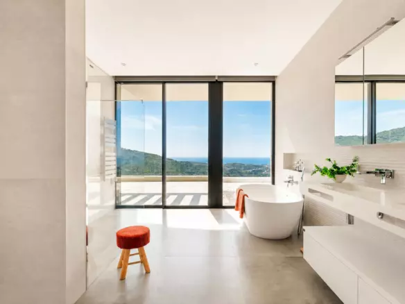 5-bedroom Villa In Benahavis, Spain (460 M²)