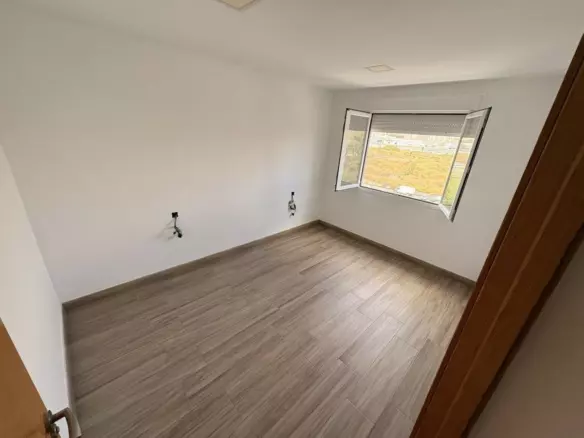 3-bedroom Apartment In Málaga, Spain (90 M²)